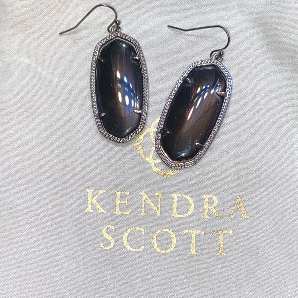 Kendra Scott gunmetal earrings